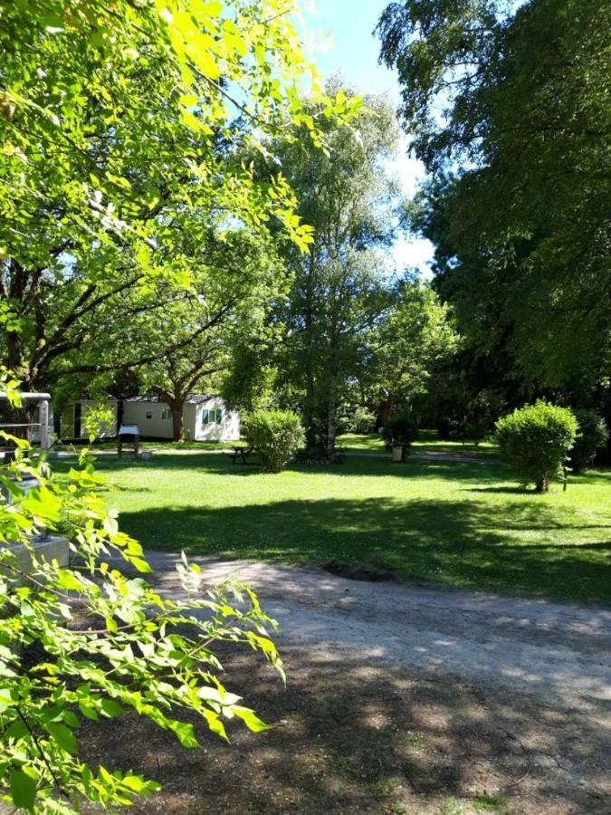 Camping De Baignes Hotel Eksteriør billede