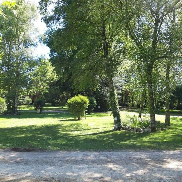 Camping De Baignes Hotel Eksteriør billede